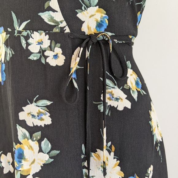 LUSH Floral Wrap Dress, XS - Picture 5 of 6